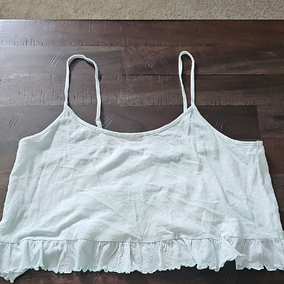 Tops - Women's American Eagle Cropped Cami